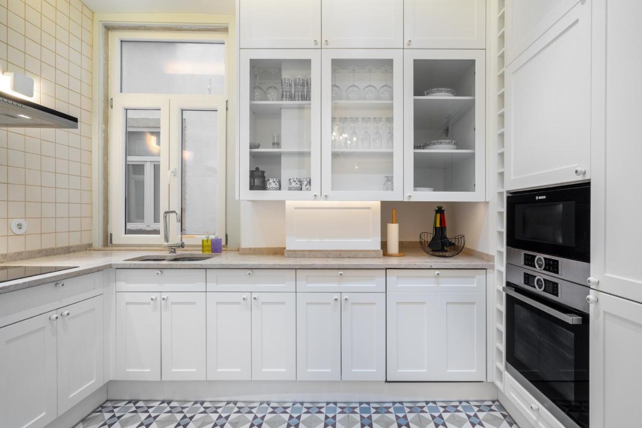 Whome Luxury In Prime Location W/ Ac, Lift & Private Patio Lissabon
